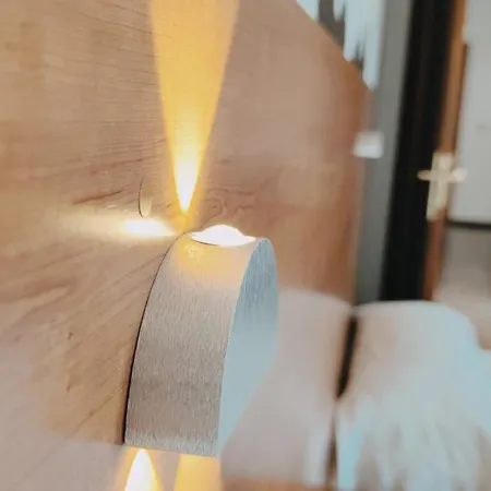 Pension Nigran ゲストハウス *