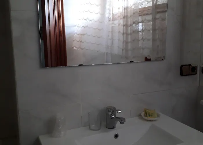 Konukevi Pension Nigran *